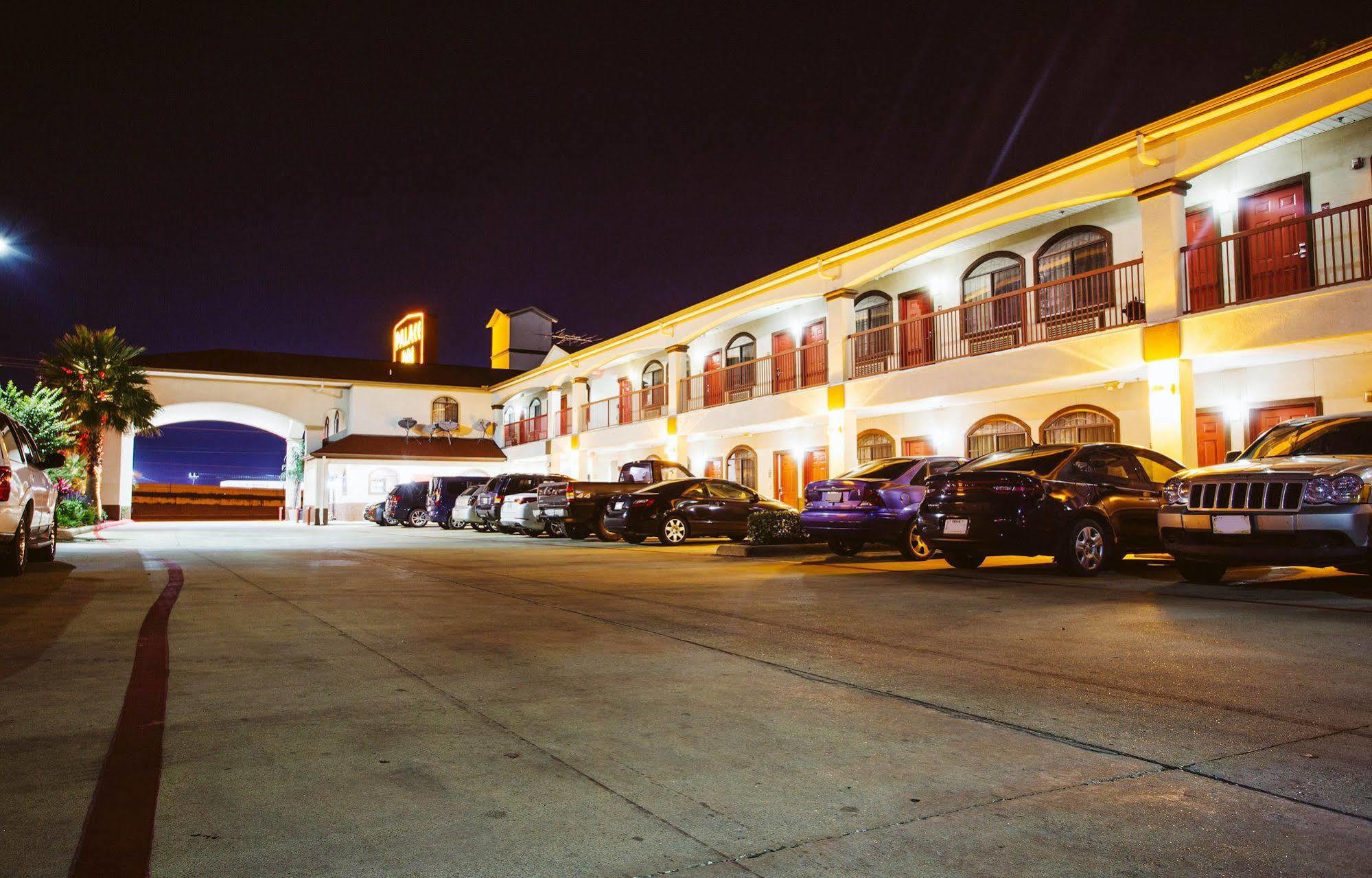 Palace Inn - Baytown I-10 Buitenkant foto